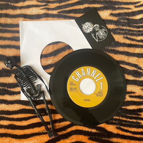 Courtney Peddlar – Jah Love