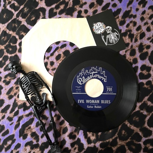 Guitar Nubbit – Evil Woman Blues