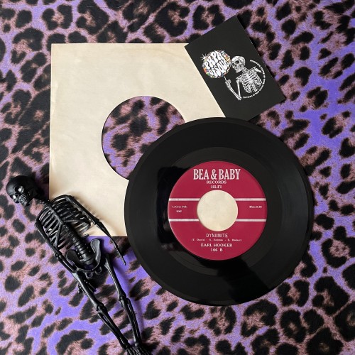 Bobby Saxton / Earl Hooker – Trying To Make A Living / Dynamite
