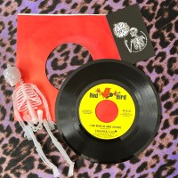 Shangri-Las – I Can Never Go Home Any More / Bull Dog
