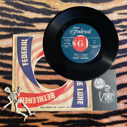 Smokey Smothers – Give It Back