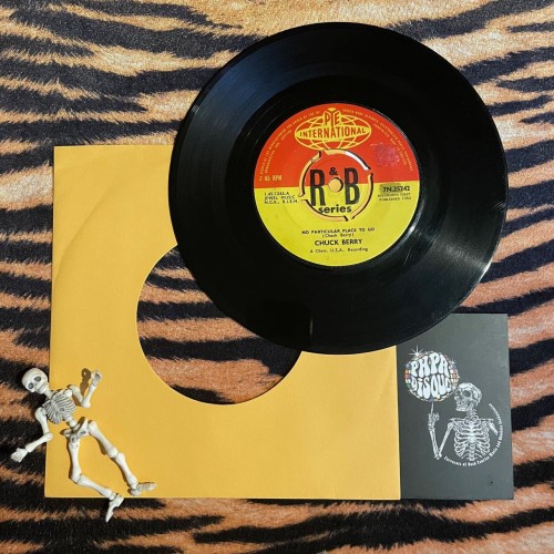 Chuck Berry – No Particular Place To Go